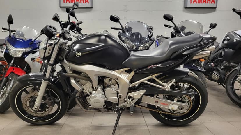 Yamaha FZ6 Wydechy Laser Filmik Dostawa pod dom Moto-Pasja