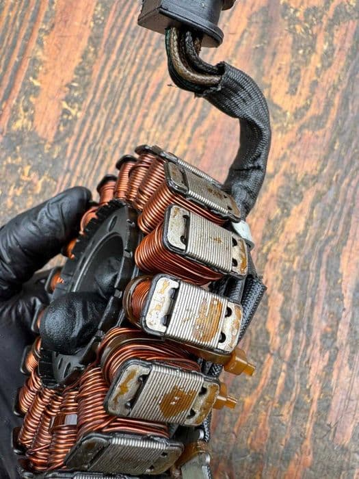 stator Suzuki LTZ 400 r 03-08 stojan iskrownik uzwojenie alternator