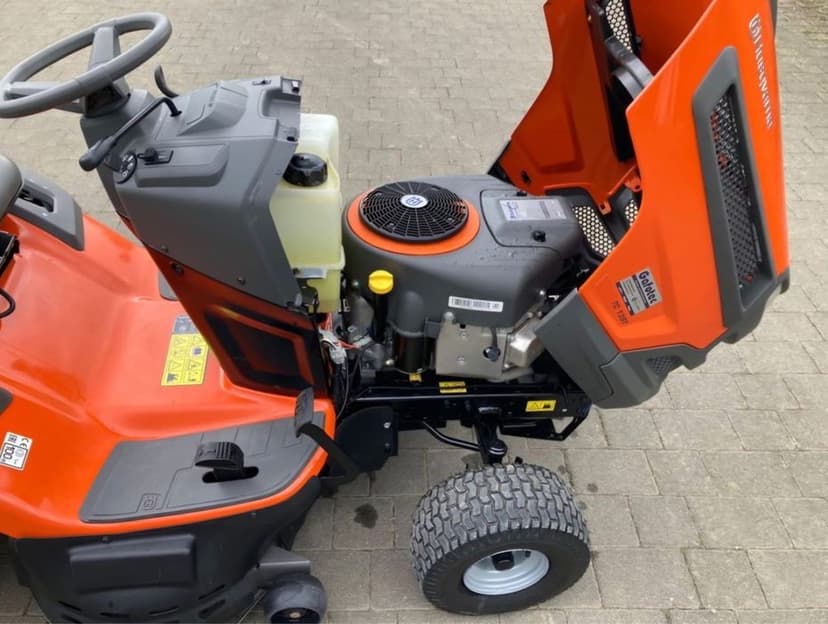 Traktorek kosiarka Husqvarna TC 139T