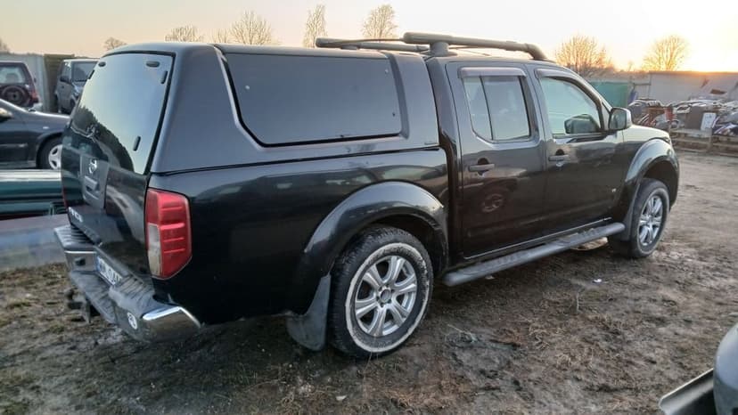 Nissan Navara D40 3.0 V6 uszkodzony silnik panewka