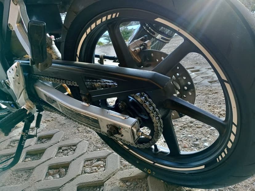 Honda CBR 125 R JC34