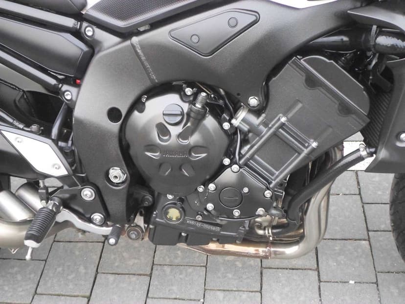 Yamaha FZ Yamaha FZ1 Fazer 2012 MEGA-KOZAK MIVV IGLA Zamiana Transport