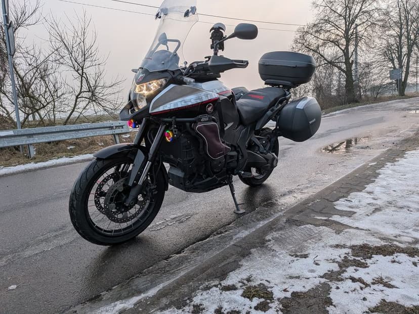 Honda vfr crosstuer 1200x