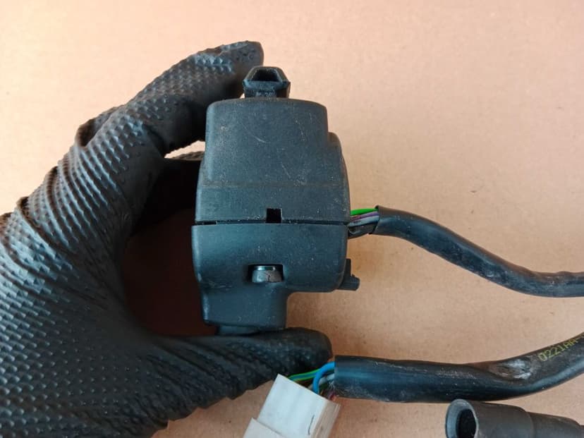 Beta RR 125 Enduro Przełącznik Lewy Świateł Kierunkowskazów 13-20