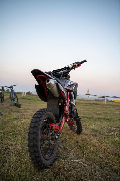 Cross RFZ viper 125 rok 2022