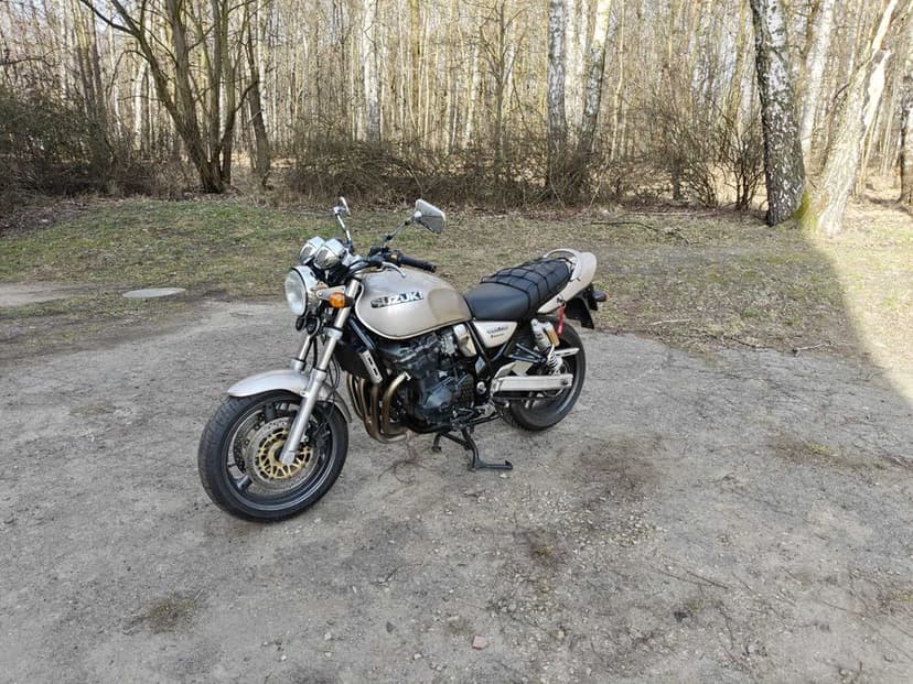 Suzuki GSX 750 Inazuma 1999 - 45 000 km