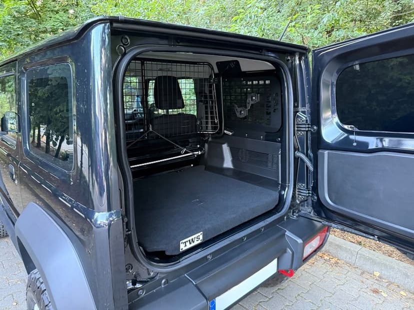 Zabudowa Jimny JB74 2018 Wyprawowa Schowek bagażnika