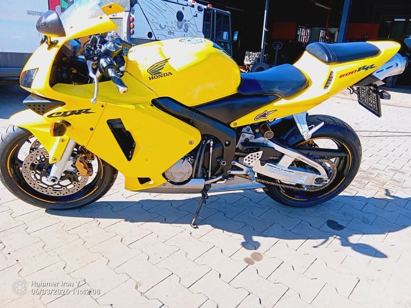 Honda CBR600RR Przygotowany do sezonu