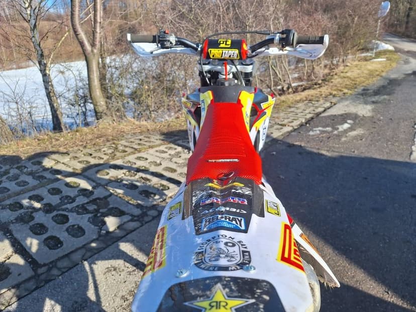 Husqvarna Wr 300 2t !!! ( gas gas , exc , sx , yz , rm ,kx ,beta )