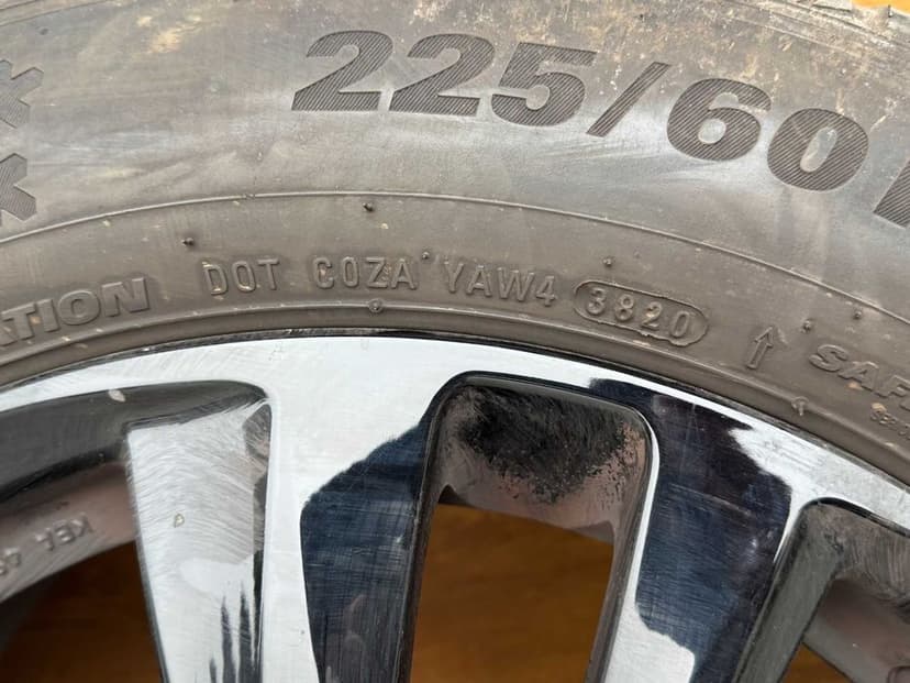 Felgi OXXO ET41 5x110 z oponami KUMHO zima Jeep Cherokee