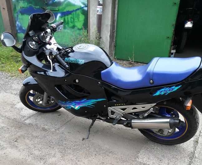 SUZUKI GSX750F prawie oryginał