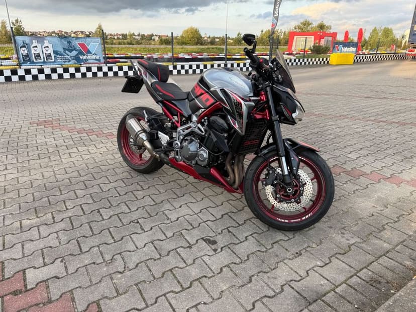 Kawasaki z900 2019 r Akrapovic