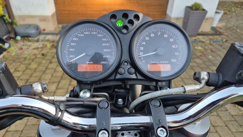 DUCATI Monster 695 /  A2