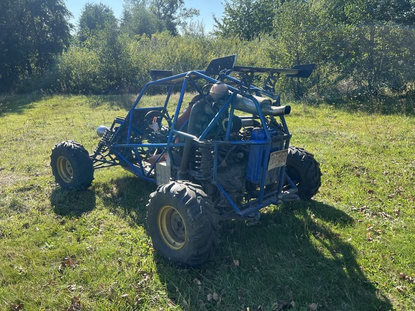 Buggy z silnikiem 1.6