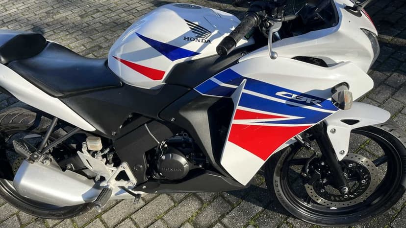 Honda CBR 125cc 2014r. STAN IDEALNY! gotowy na sezon!