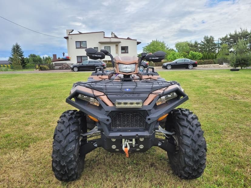 Polaris Sportsman XP 1000 90km