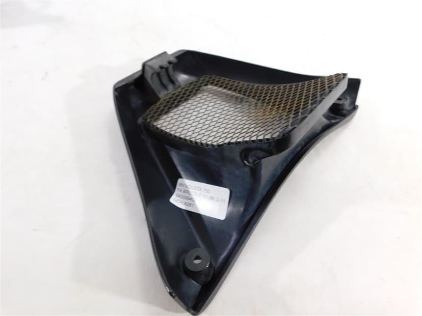 OSŁONA CHŁODNICA PRZÓD MV AGUSTA 750 F4 BRUTALE 01-06 U-11 8A0099432