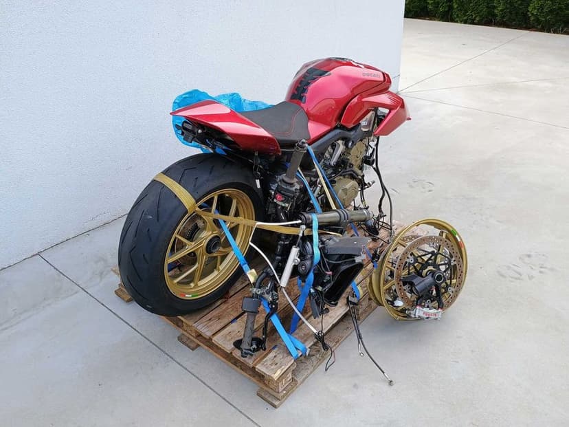 Ducati Streetfighter V4, 20r ABS