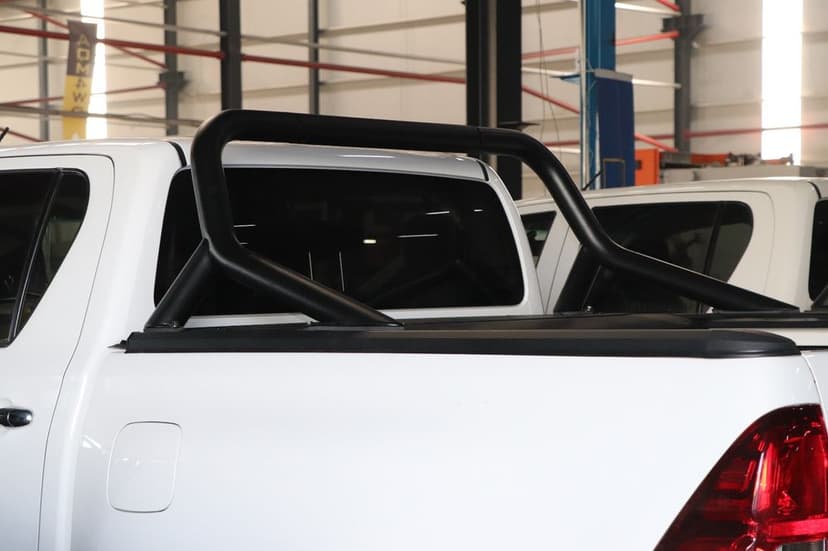 Toyota Hilux rury orurowanie paki Thunder