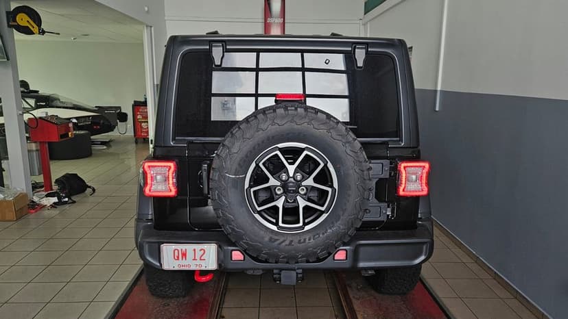 tylne światła lampy led jeep wrangler jl 2018+ clear 02/25