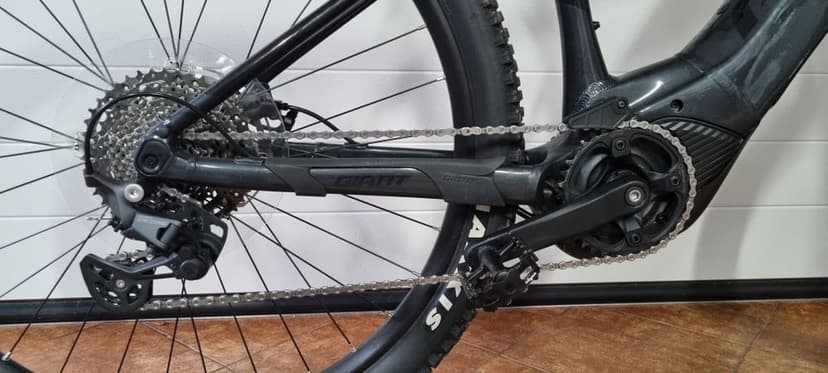 Rower elektryczny Giant  MTB Fathom E+2 PRO  80 Nm  Roz. M