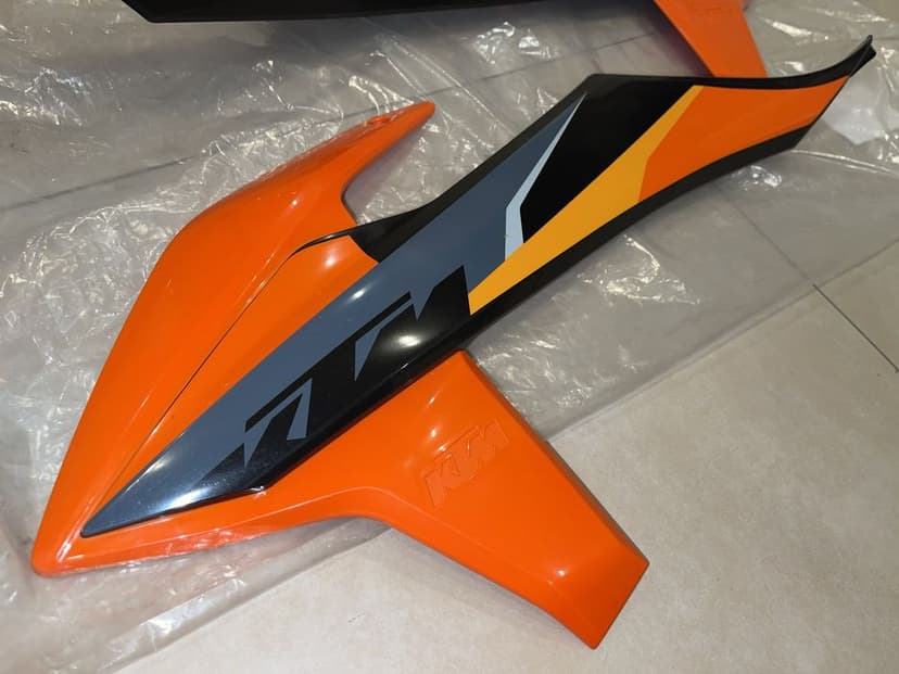 Ktm 20-23 plastiki excf tpi sxf sx 19-22 boczki zbiornika baku nowe