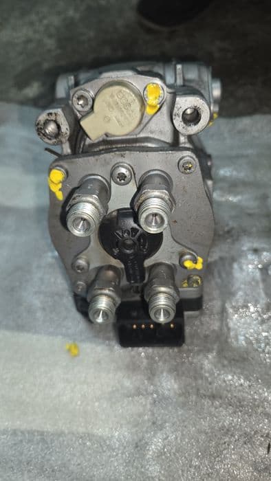 Pompa wtryskowa Bosch  Nissan Atleon / Patrol 3.0 Di po regeneracji