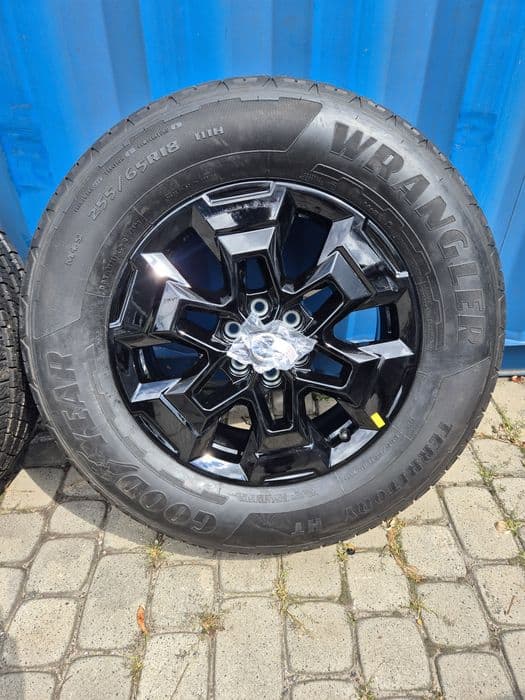 Koła felgi Nissan Navara Pathfinder 18 cali  6x114,3