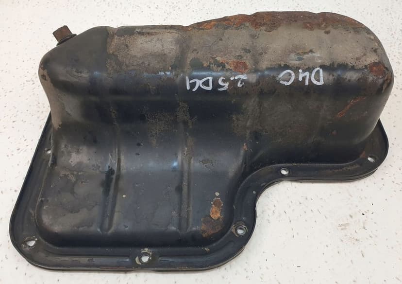 nissan navara d40 2.5 dci metalowa miska olejowa oryg