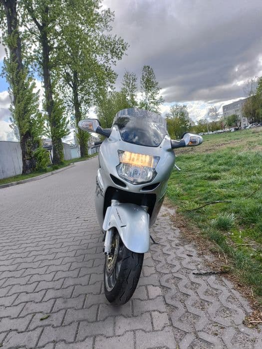 CBR 1100 Xx  od motocyklisty