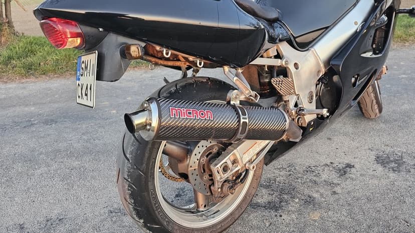 Suzuki GSXR 600 SRAD