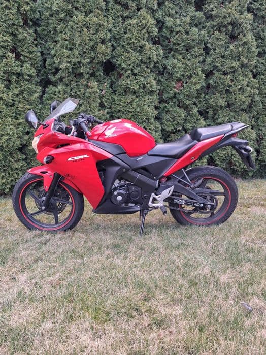 Honda CBR 125R sport