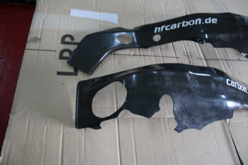 Osłony Na Ramę RAMA Carbon Suzuki GSXR 1000 K5 K6 05-06