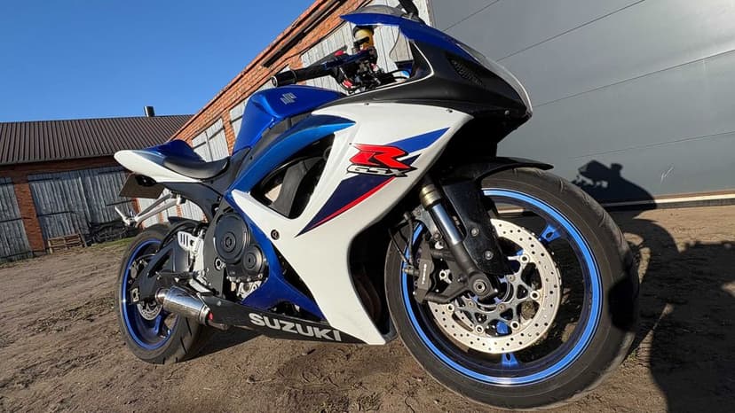 SUZUKI GSXR 600 k7 gsx-r