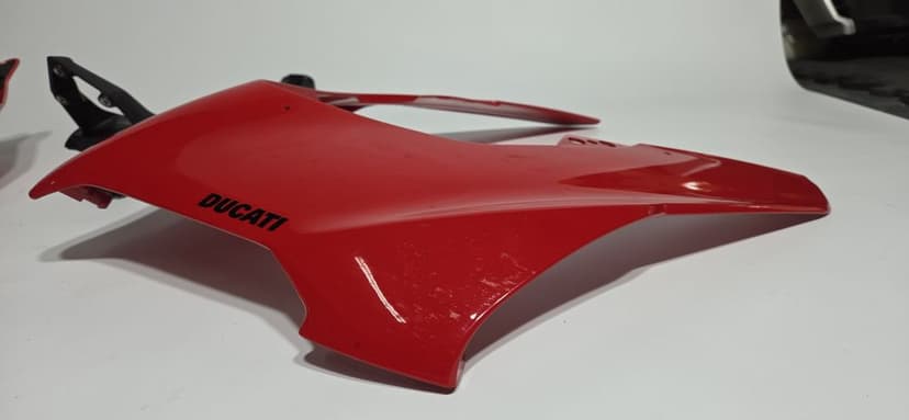 Ducati Panigale V4 18+ owiewki, czasza