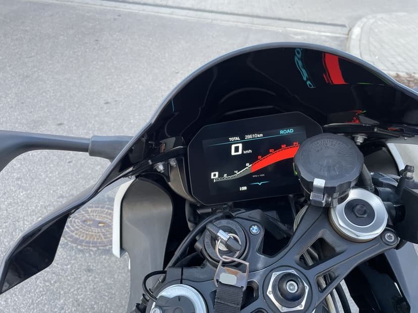 BMW S1000RR 2020 garażowany 2 właściciel bezwypadkowy z salonu