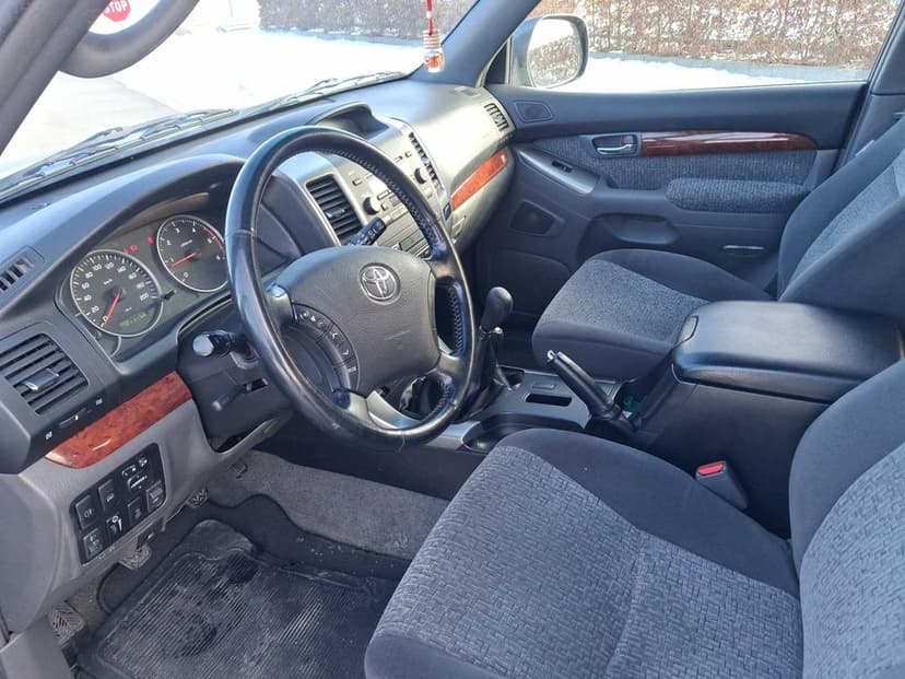 Toyota Land Cruiser 120  3 drzwi krótki 3,0 diesel 4X4