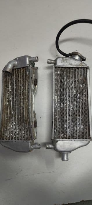 Kawasaki kx 125 ośka dekiel wałek Magneto tarcza rolgaz chłodnica