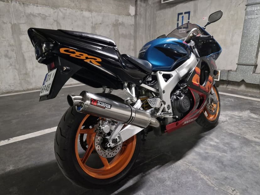 Honda CBR 900 RR Fireblade
