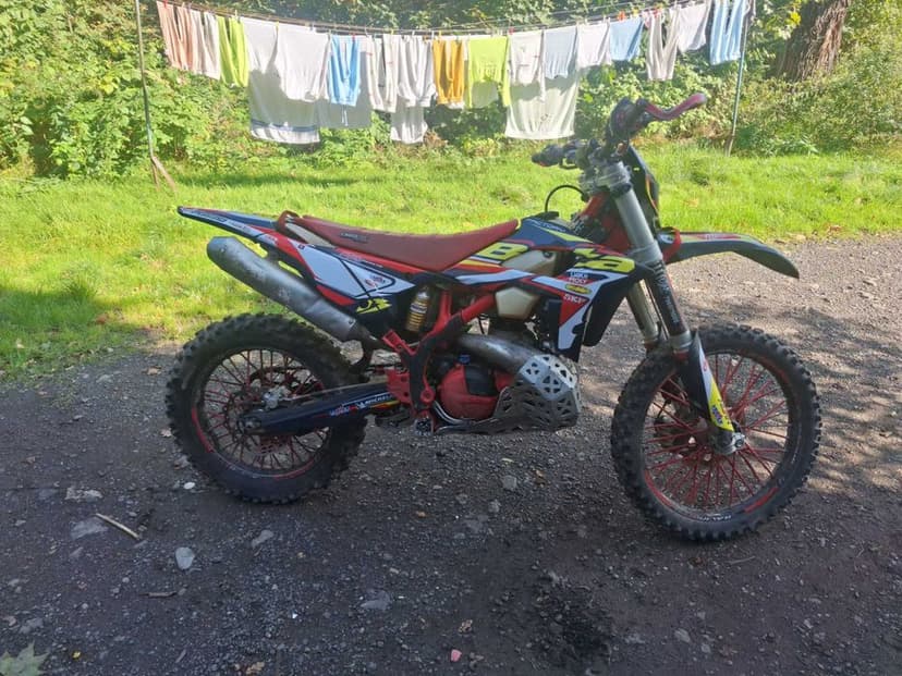 Sprzedam Beta RR 300 z  2017 rocznikowo 2018