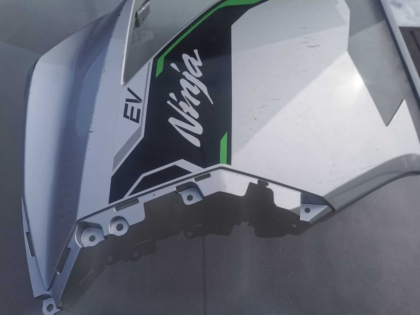 KAWASAKI NINJA 400 Lewa owiewka bok 18-24