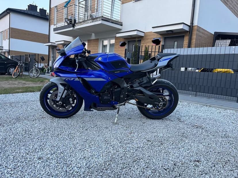 Yamaha R1 RN65,  Akrapovic  Carbon2race  Salon Polska