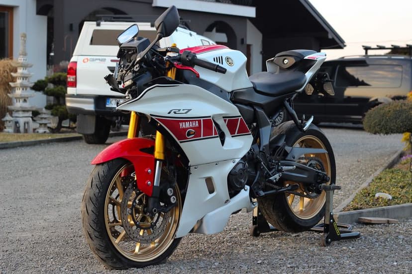 Yamaha YZF 690 ! R7 ! 2022r ! ABS ! Wydech MIVV ! USZKODZONA ! -RATY-