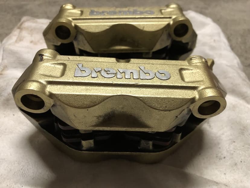 Bmw S1000rr Zaciski Hamulcowe Przód Brembo Złote Komplet S1000r