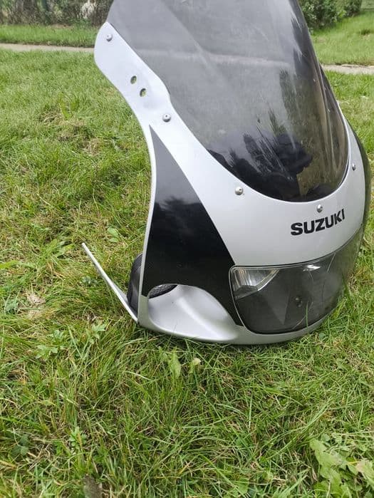 Suzuki GSX-R srad czasza licznik stelaż lampa instalacja