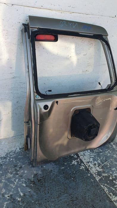 nissan patrol y61 drzwi prawe tylne tył furtka