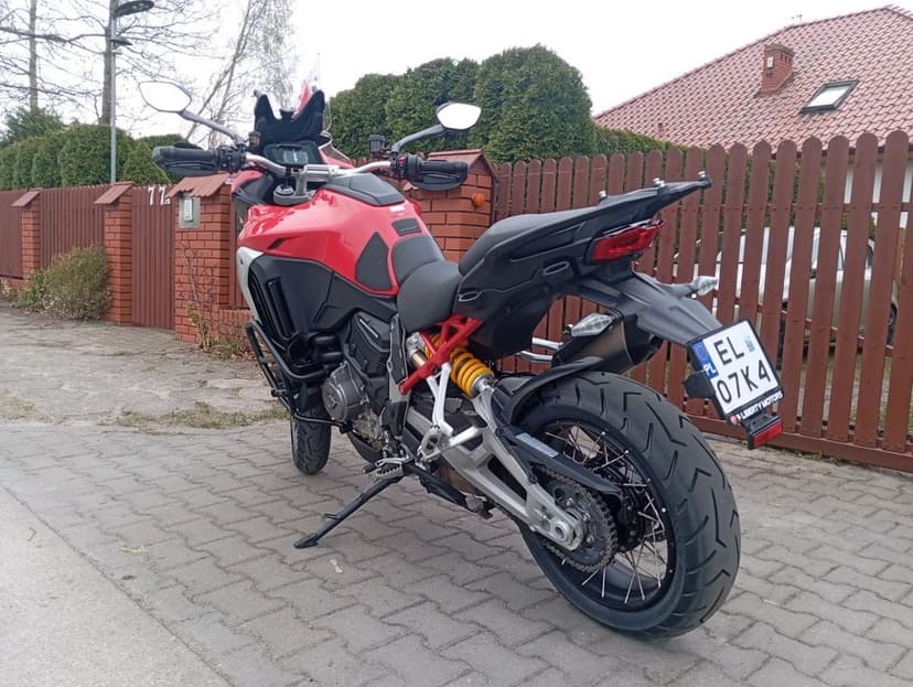 Ducati Multistrada v4s