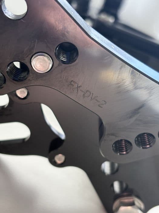 Sety regulowane Ducati 1098 / 848 / 1198 aluminiowe czarne