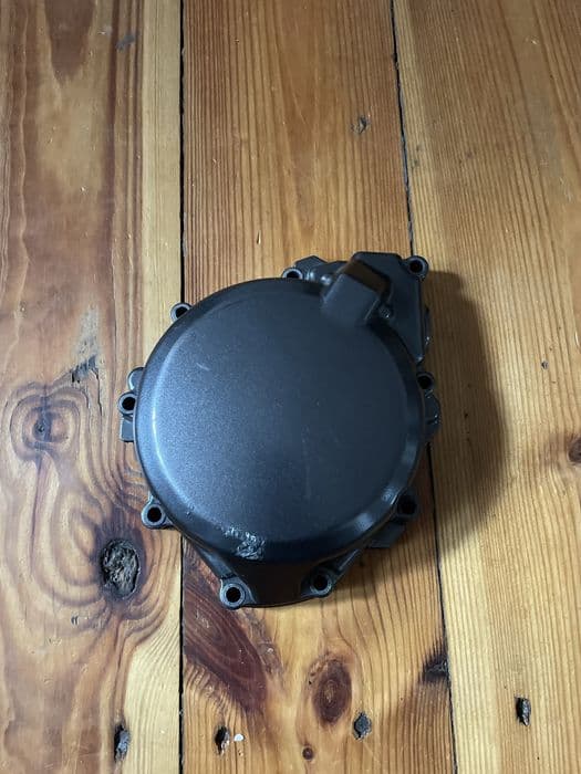 Kapa pokrywa dekiel alternatora Suzuki GSX1300R Hayabusa