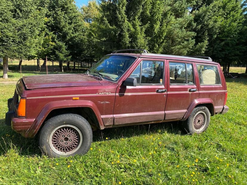 Jeep Cherokee XJ 4.0 limited - benzyna / automat